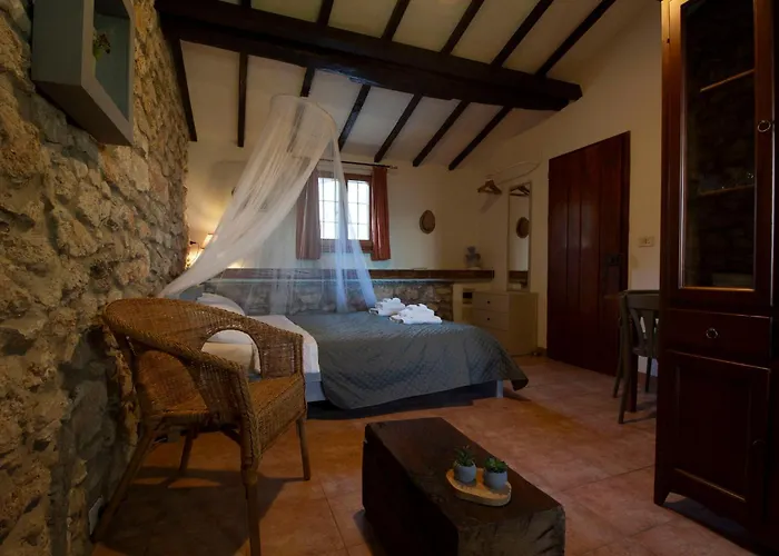 Casa Zampani * Massa Martana